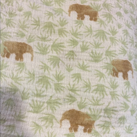 Aden + Anais Set/2 Blankets 100% Cotton Safari Animal /Elephants Muslin Wraps - Picture 9 of 9